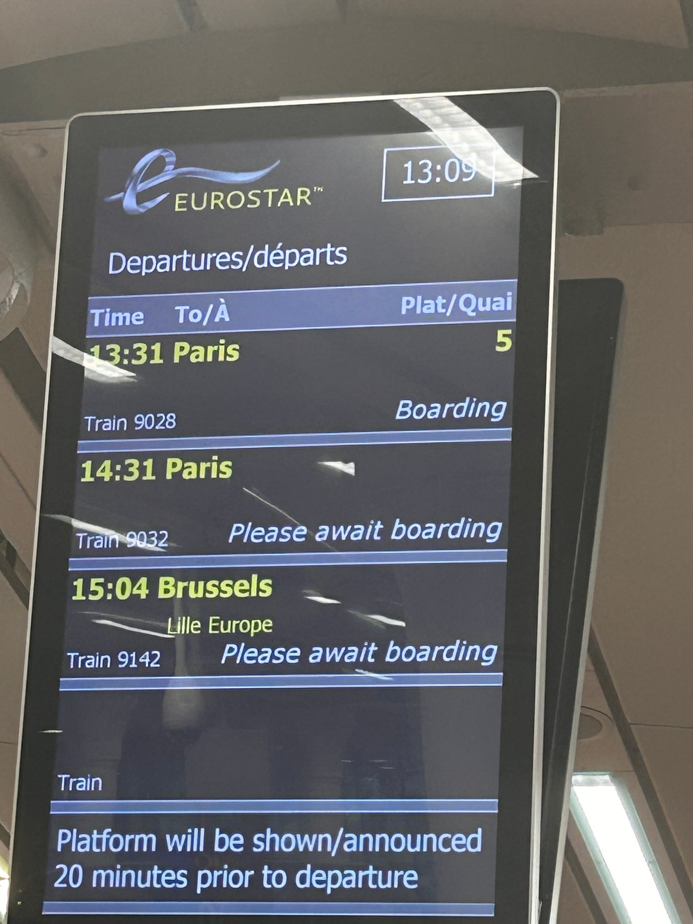 Eurostar departures screen showing the 13:31 train from London to Paris boarding